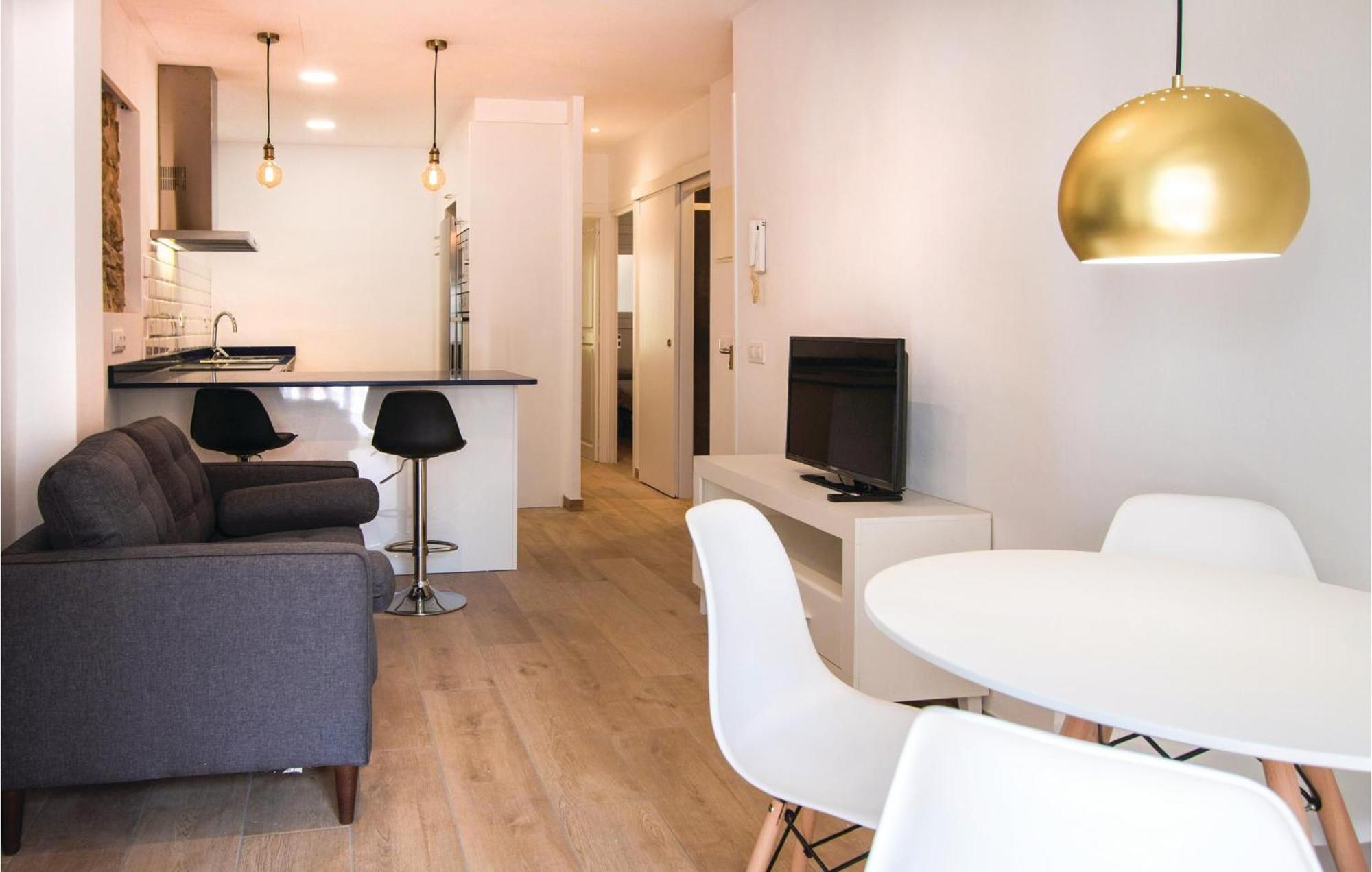 Amazing Apartment In Blanes With Kitchen Exteriör bild